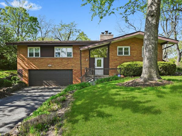 2747 Perry Rd, Flossmoor, IL 60422