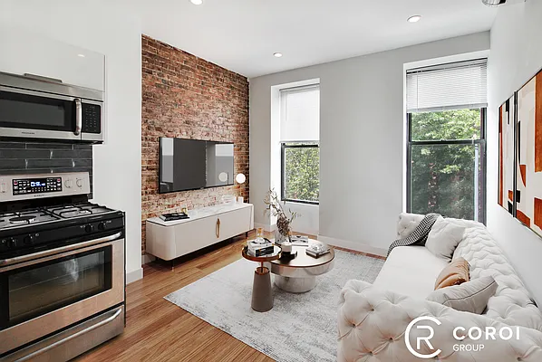 Rented by Coroi Corp | media 8