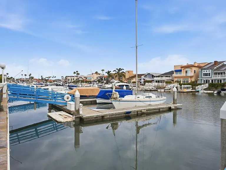 48 Antigua Ct — Photo 40