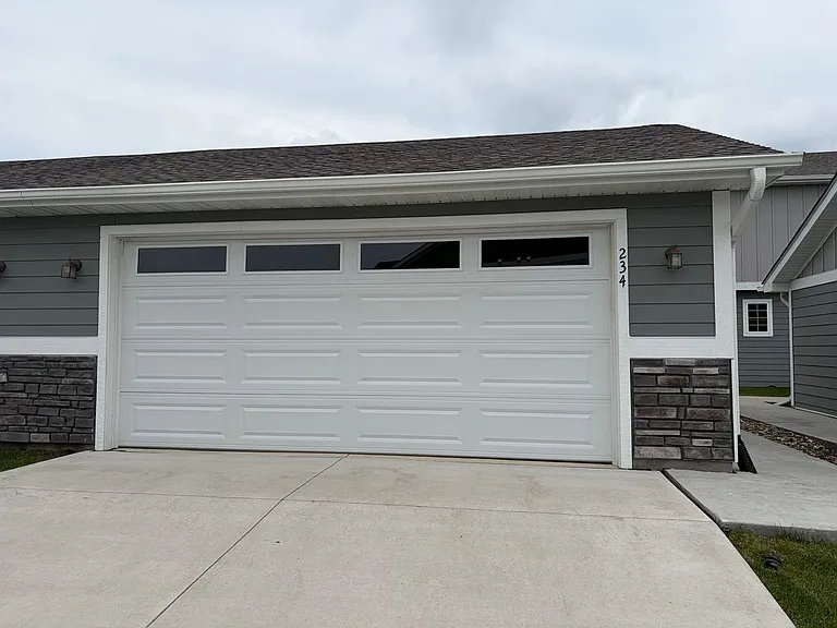 234 NW Common Pl — Photo 2
