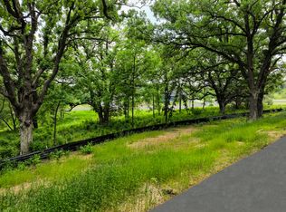 1730 River Shore Dr, Hastings, MN 55033