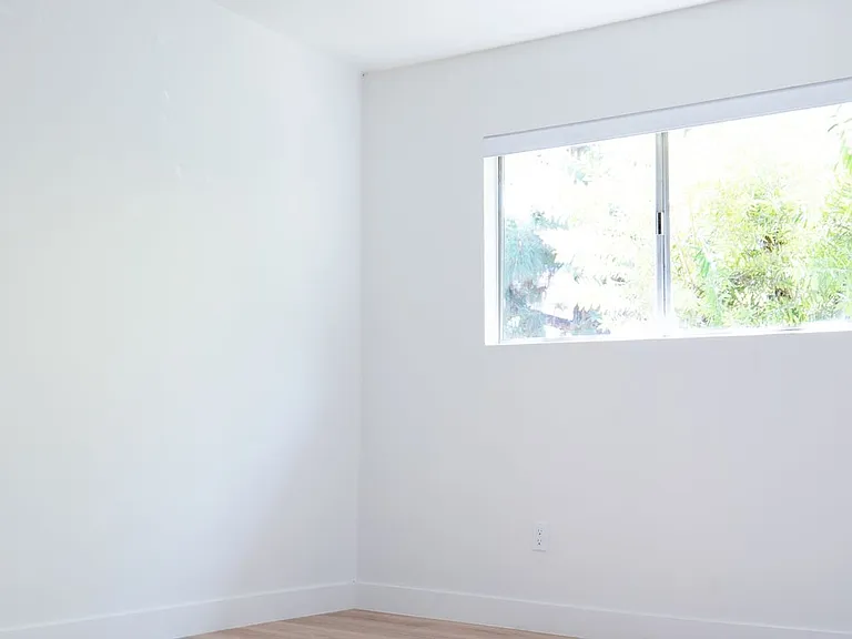 Tustin Palms Apartment Homes — Photo 28