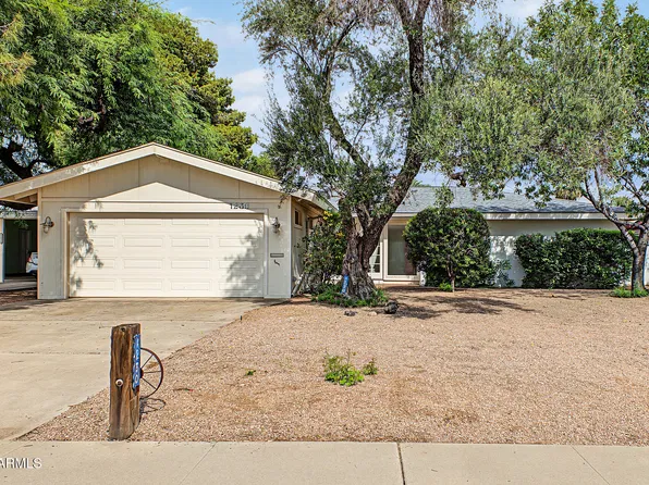 1230 E LAGUNA Drive, Tempe, AZ 85282