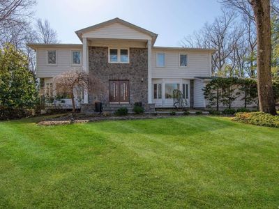 14 Stepping Stone Crescent, Dix Hills, NY, 11746