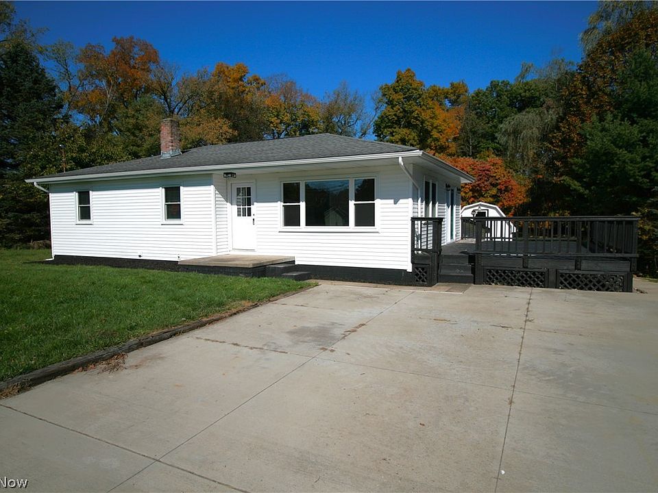 1st image of 2689 Heckman Rd