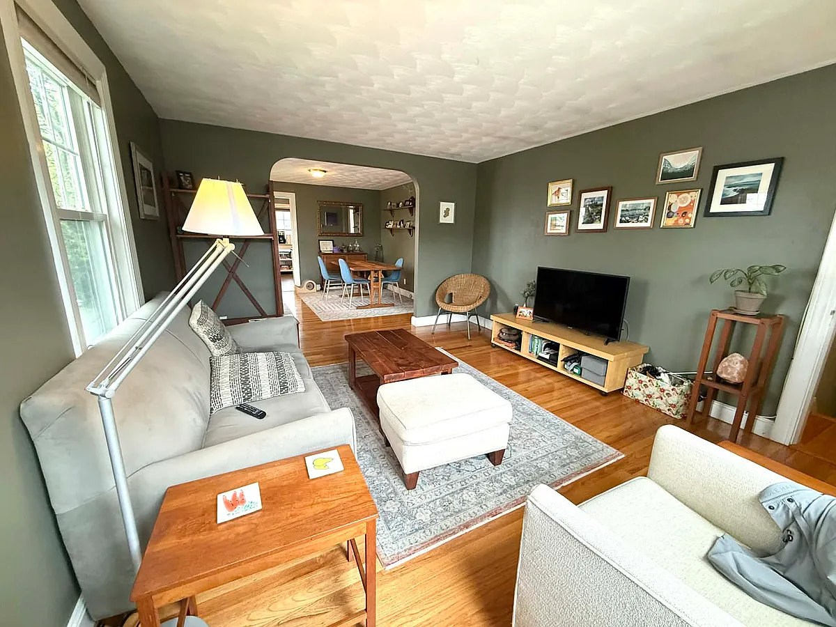 Building Photo - 132 Orchard St #2