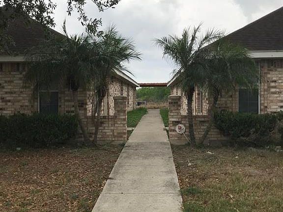 2nd image of 809 W Bronze Dr #4