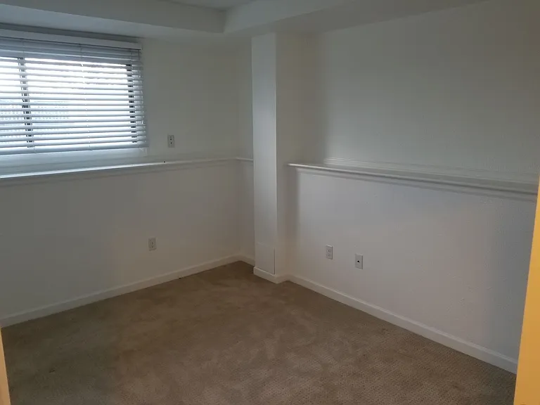 2836 Troxell Ave — Photo 38