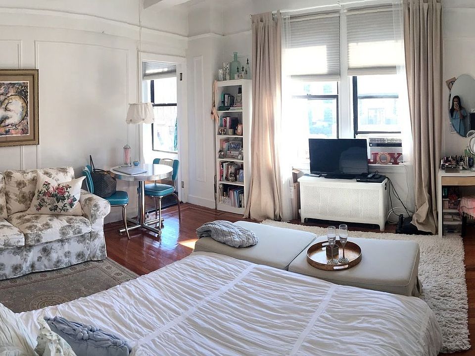 1st image of 244 W 72nd St APT 9E