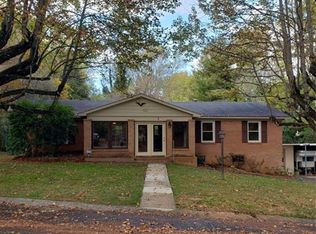 8 Morgan Blvd, Arden, NC 28704