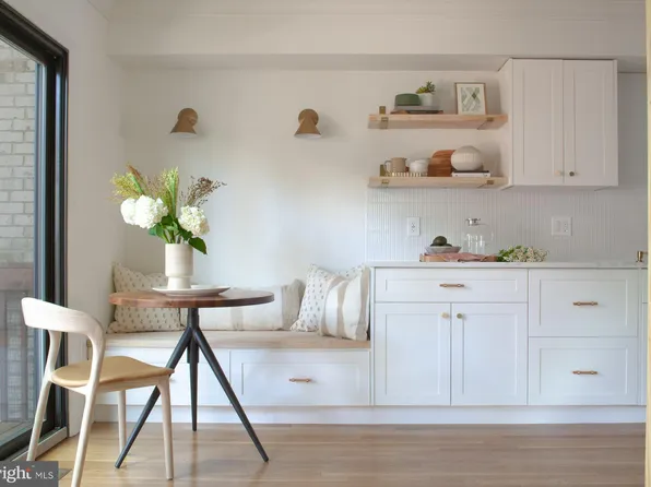 2031 Swans Neck Way, Reston, VA 20191