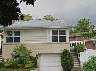 20719 27th Ave, Bayside, NY 11360