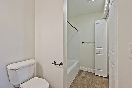Cumberland Foreside Village Apartments — Photo 43