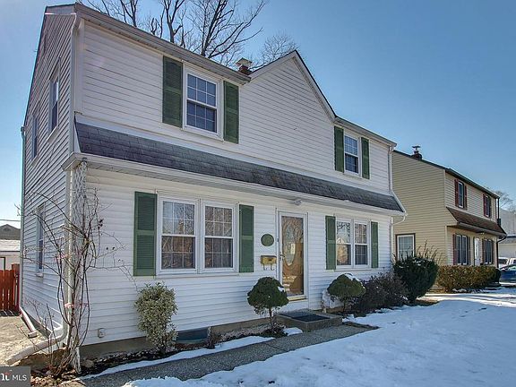 2nd image of 320 Silver Ave