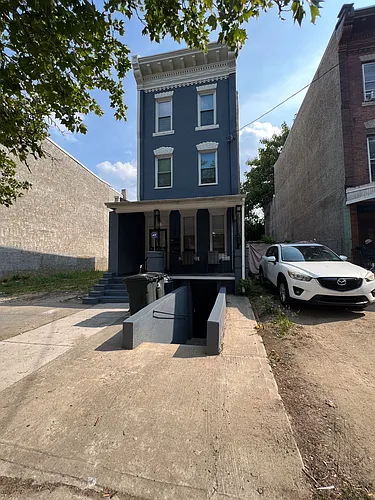 1706 W Allegheny Ave #1 Photo 1