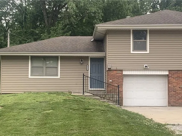 3928 Messanie St, Saint Joseph, MO 64506