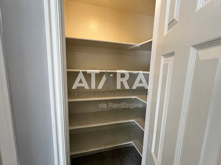 334 Childs Ave — Photo 14