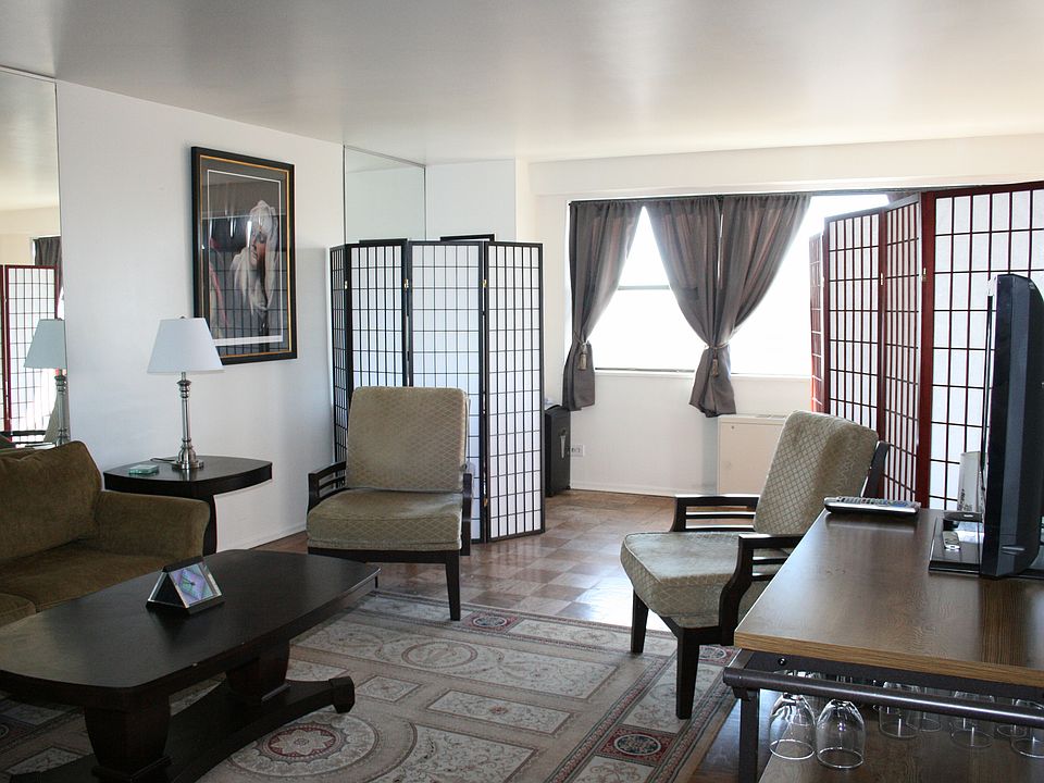 1st image of 4466 W Pine Blvd APT 15A