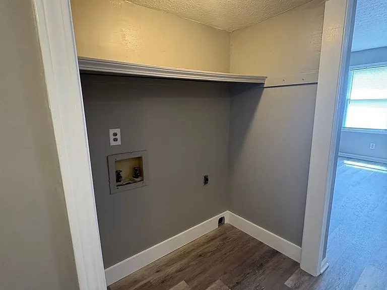 2038 Rock Creek Rd — Photo 5