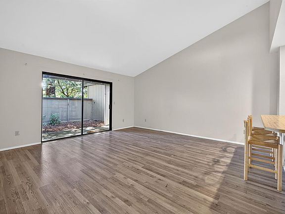 4th image of 106 Nicholas Court