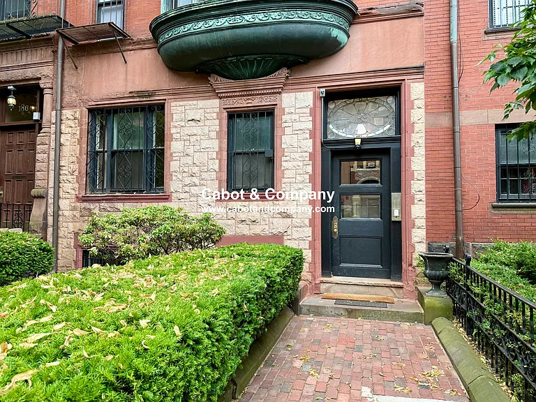 188 Marlborough St #3 — Photo 8