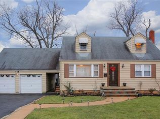 465 Mereline Ave, Avenel, NJ 07001