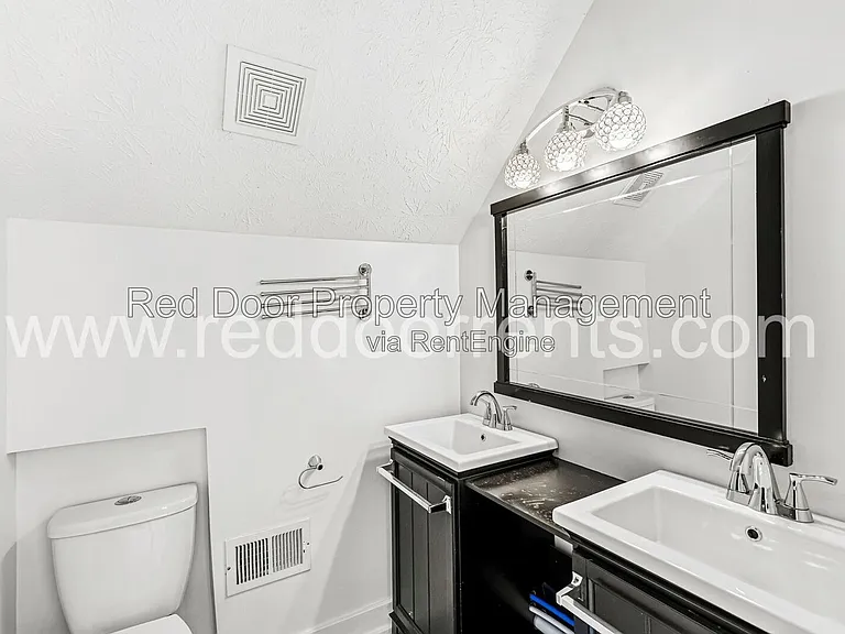 1133 Dawson St — Photo 24