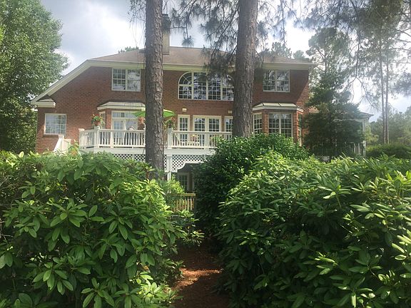2nd image of 8 Augusta Dr
