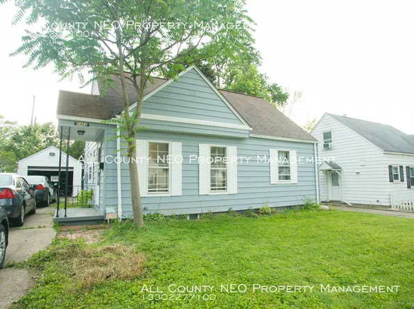 2452 23rd St, Cuyahoga Falls, OH 44223