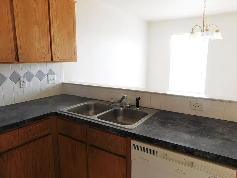 1509 Dugger Circle — Photo 8