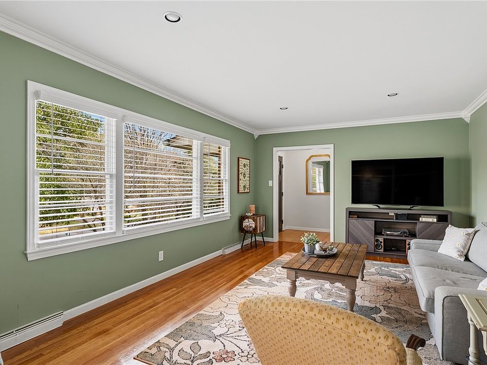 210 Forest Hill Dr, Anderson, SC 29621 | Zillow
