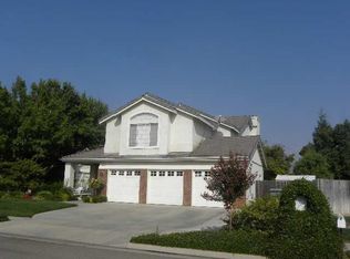 1631 Cromwell Ave, Clovis, CA 93611