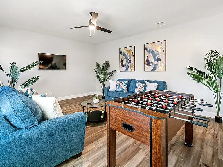 7640 Noble Oaks Dr — Photo 51