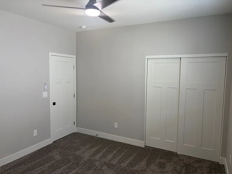 2057 E Orange St — Photo 5