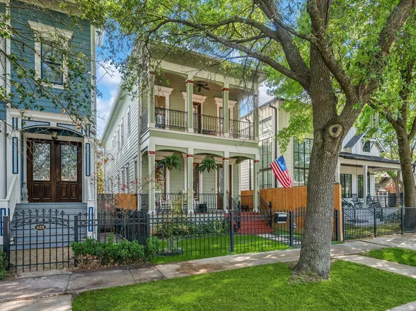 626 E 12th St, Houston, TX 77008