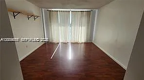 Buckley Towers Condo - Ea — Photo 3
