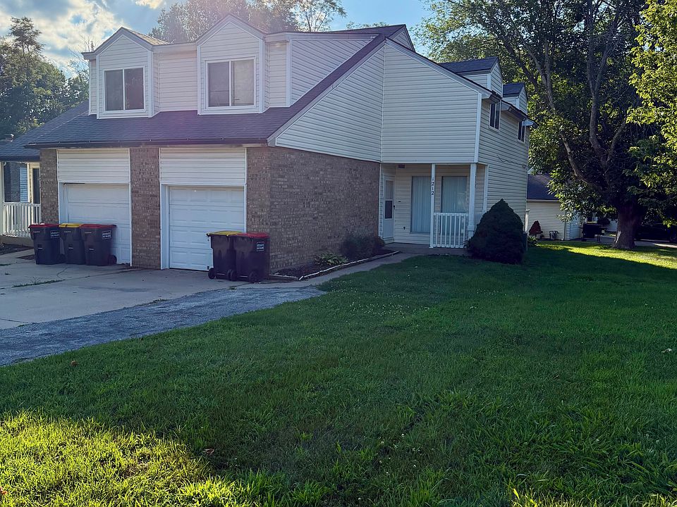 1st image of 1212 Geneva Cir