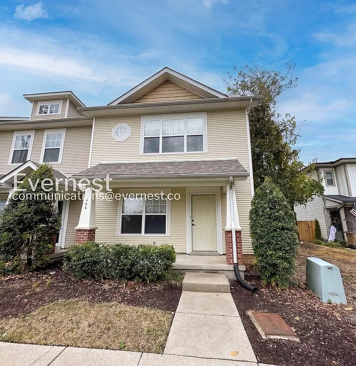 666 Vernon Ave
