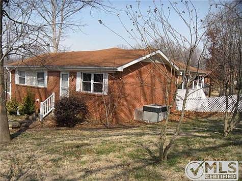 4th image of 305 Southern Dr
