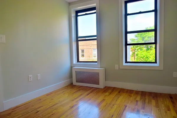 Rented by Big Square Realty LLC | media 4