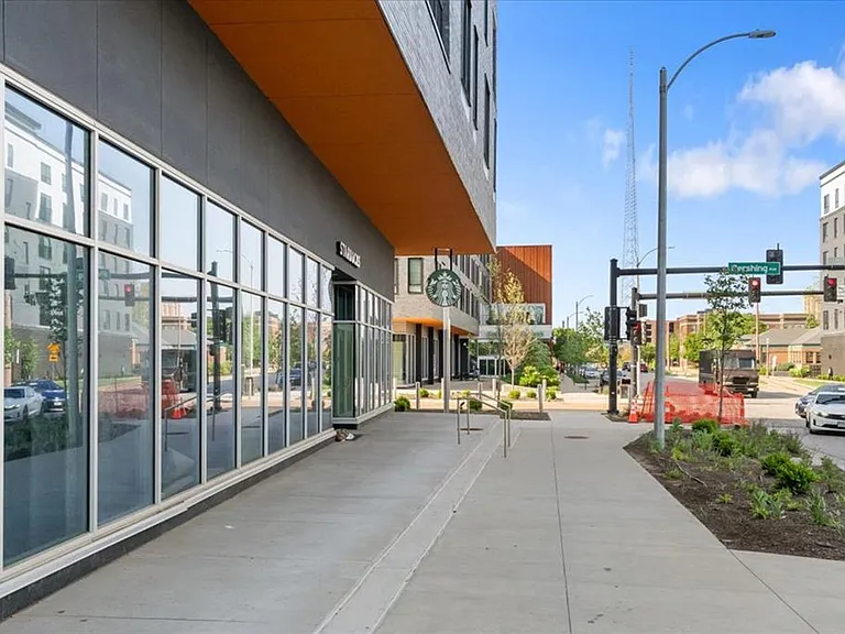 5630 Pershing Ave #40 — Photo 15