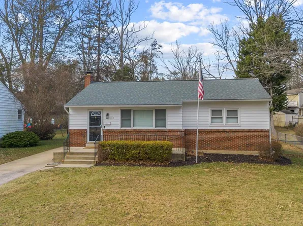 412 Silver Rock Rd, Rockville, MD 20851