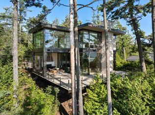 3087 Forrest Ave, Harbor Springs, MI 49740