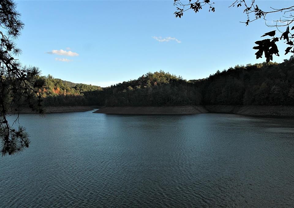 1st image of Lake's Way