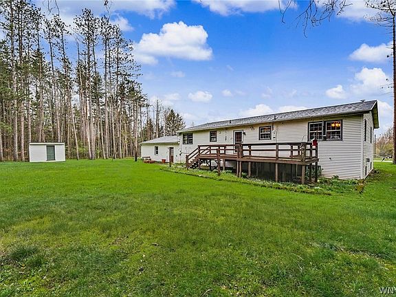 3rd image of 7017 Curriers Rd