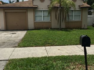 9930 SW 59th Ct, Cooper City, FL 33328