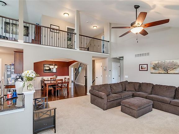 2nd image of 5073 Dayflower Dr