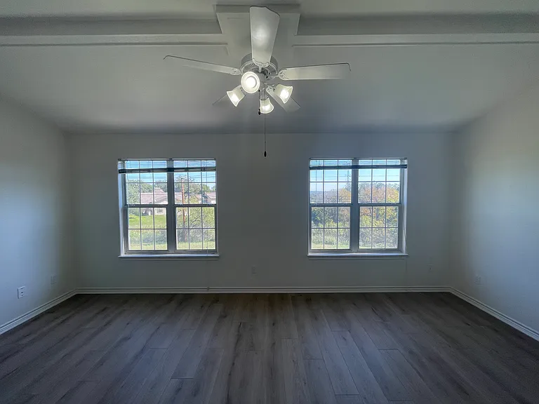 503 Gateway Pkwy #5 — Photo 20