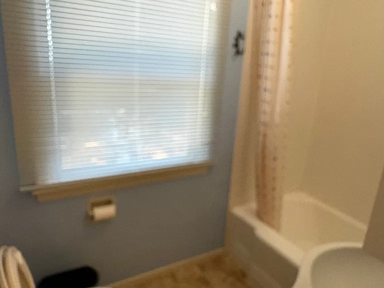 3804 Alder Ave — Photo 6