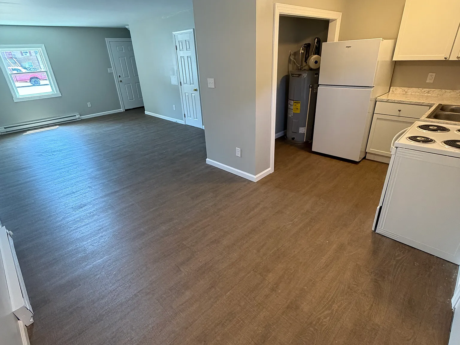 2 bed, 1.5 bath, $1,550 — Photo 3